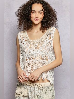 POL “ Moxie Muse “ Crochet Lace Tank | Off White